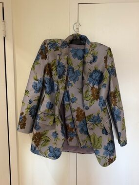 Floral Print Women’s Suit